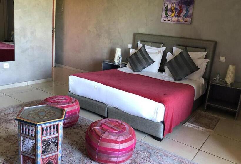 بنسيون Dar De Santis