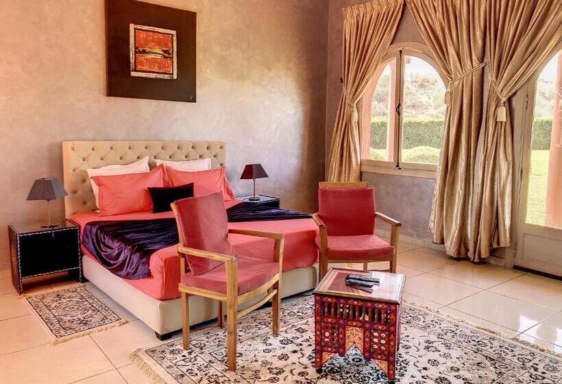 بنسيون Dar De Santis