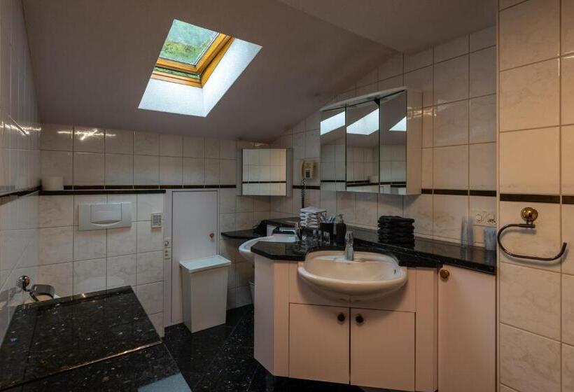 Szálló Landgasthof Farnsburg