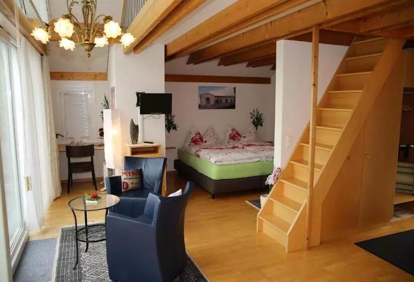 ユースホステル Landgasthof Farnsburg