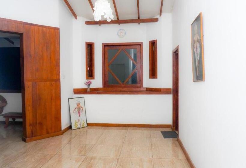 Bed and Breakfast V6 Nest