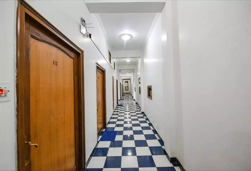 Fabhotel Prime Hemkunth