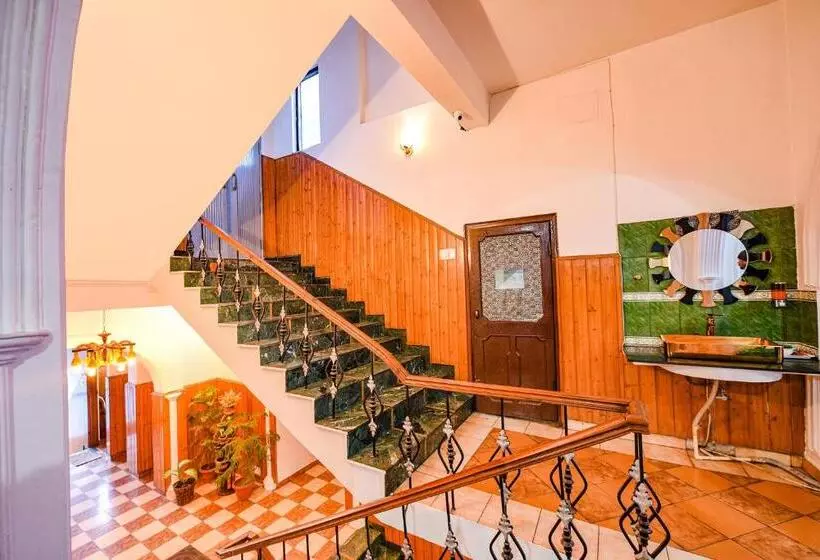 Fabhotel Prime Hemkunth