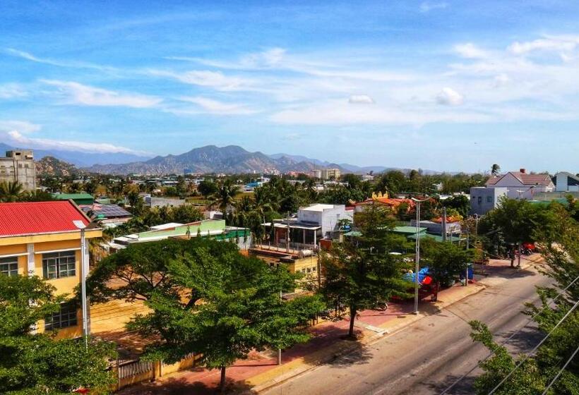 هتل Khách Sạn Hoàng Hải