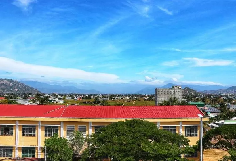 هتل Khách Sạn Hoàng Hải