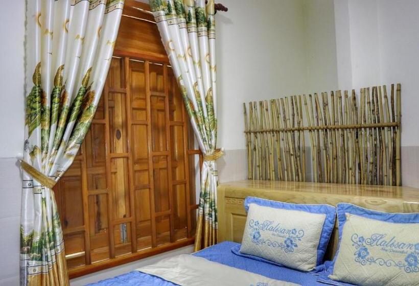 هتل Khách Sạn Hoàng Hải