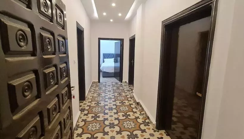 هتل Nabateans Home