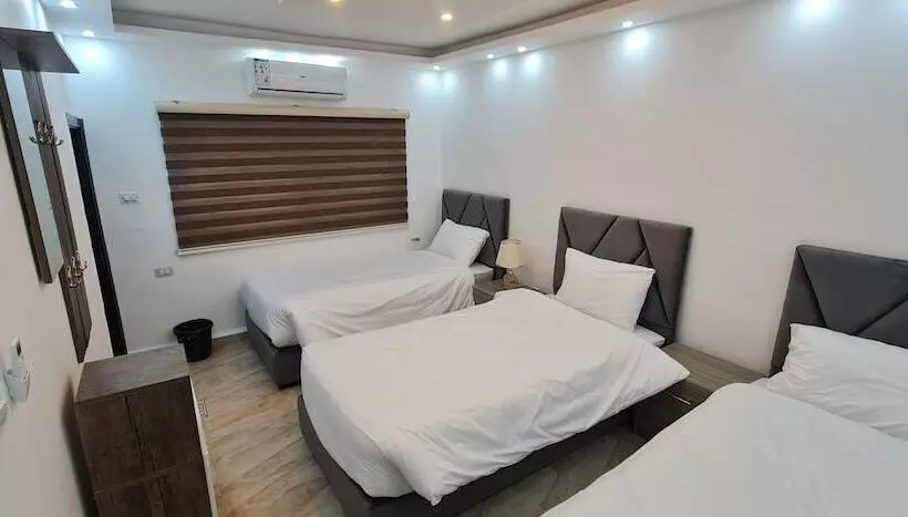 هتل Nabateans Home