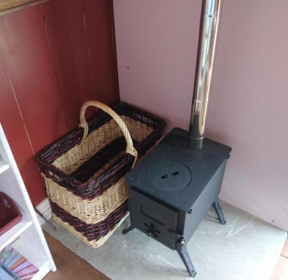 فندق Shirehill Farm, Shires Barns