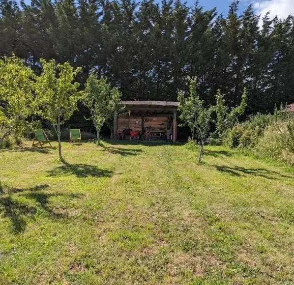 ホテル Shirehill Farm, Shires Barns