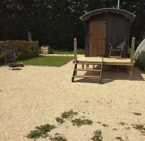 ホテル Shirehill Farm, Shires Barns