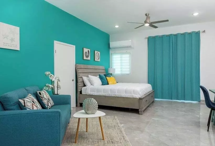 هتل The Suites At Mr Grouper