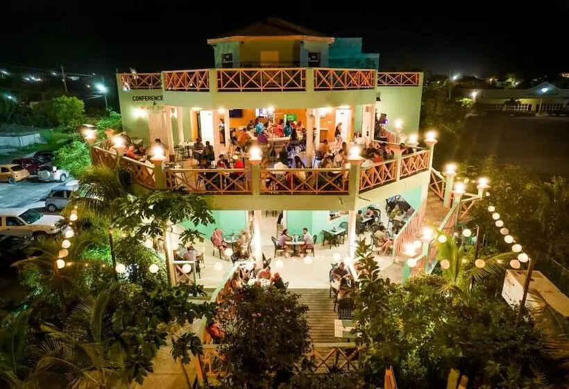 هتل The Suites At Mr Grouper