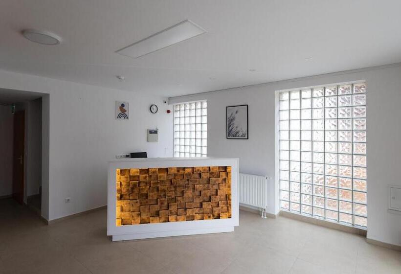 Merkur Apartments Self Check In