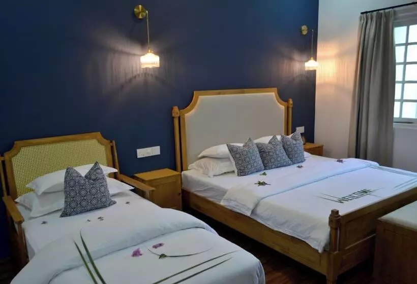 پانسیون Athirige Boutique House