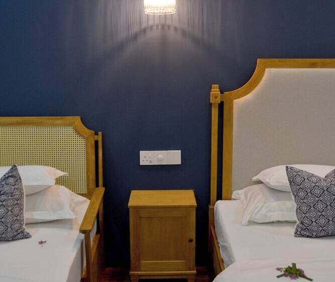 پانسیون Athirige Boutique House