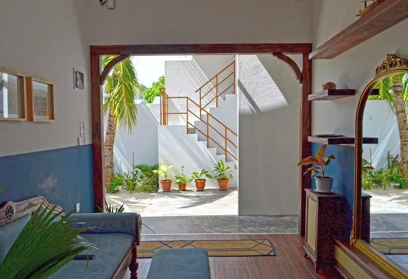 پانسیون Athirige Boutique House