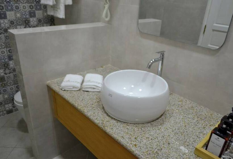 پانسیون Athirige Boutique House