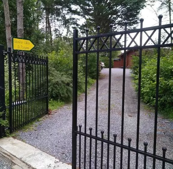 Majatalo Au Paradou Du Bûcheron Adults Only