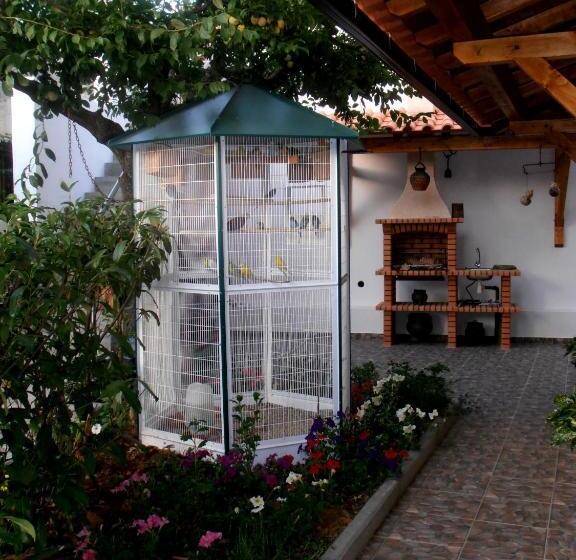 بنسيون Casa Cova Do Barro