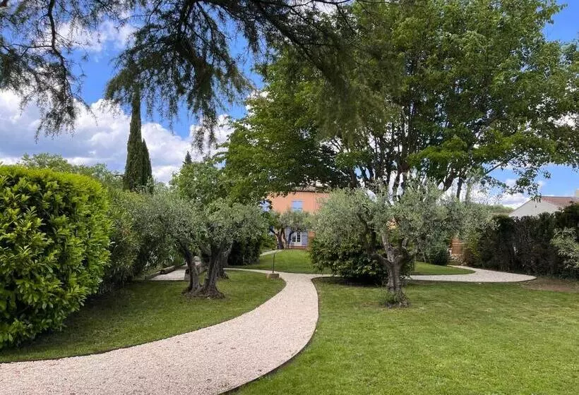 ペンション Gîtes Et Chambres Atypiques Le Temps Des Légendes