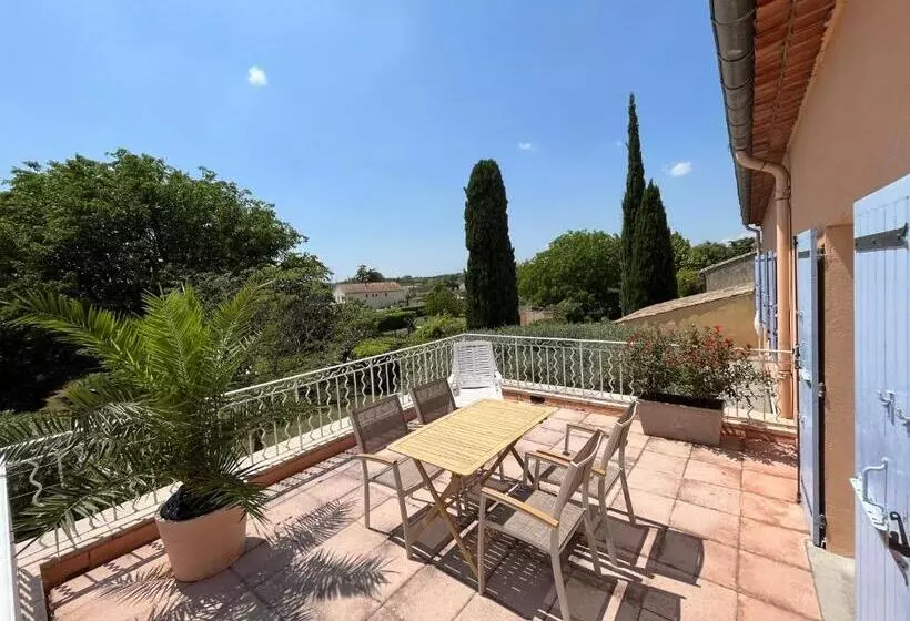 ペンション Gîtes Et Chambres Atypiques Le Temps Des Légendes