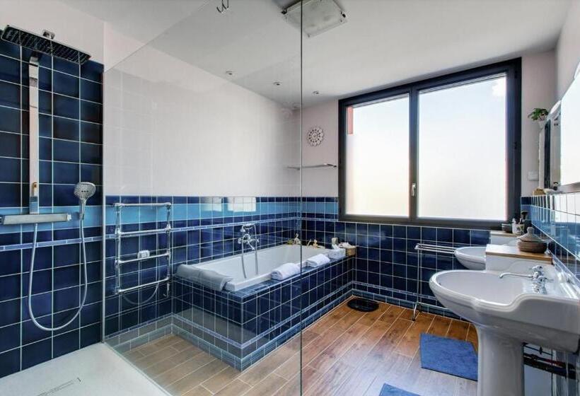 Pension L Idylle De Clamart