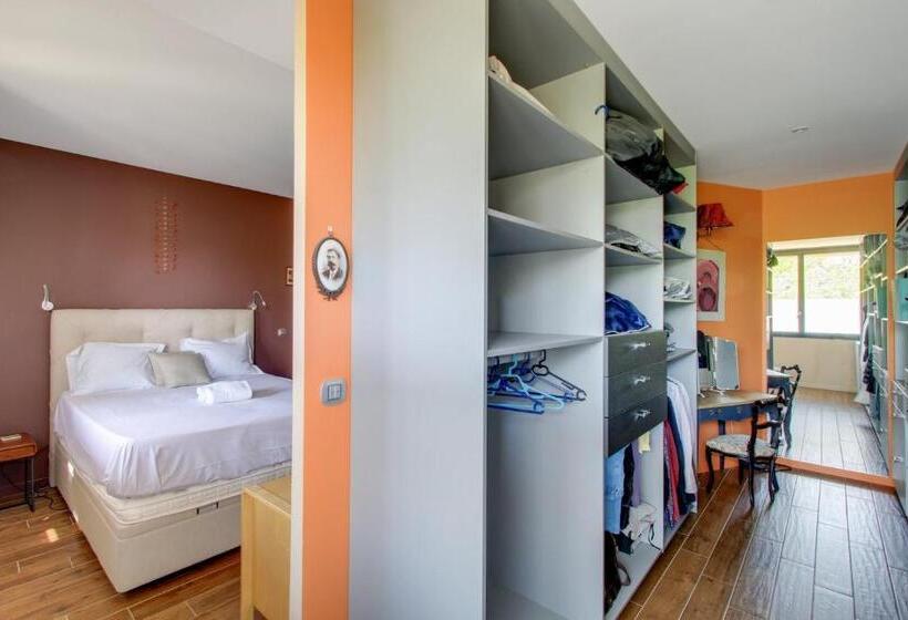 Pension L Idylle De Clamart