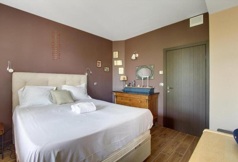 Pension L Idylle De Clamart