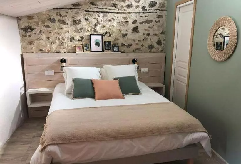 ペンション Le Mas Du Martinet