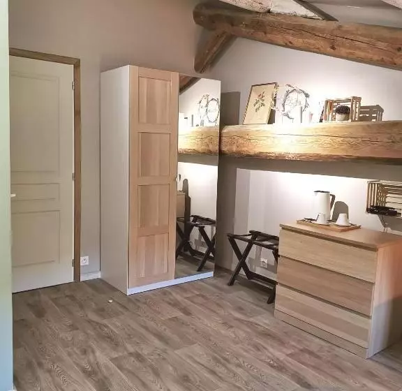 ペンション Le Mas Du Martinet