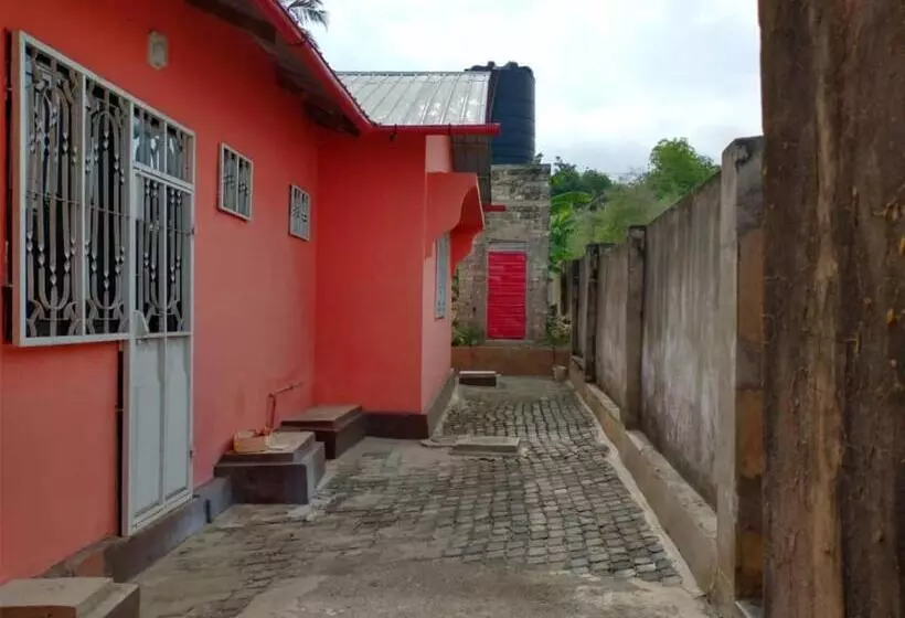 پانسیون Mkoani Guest House