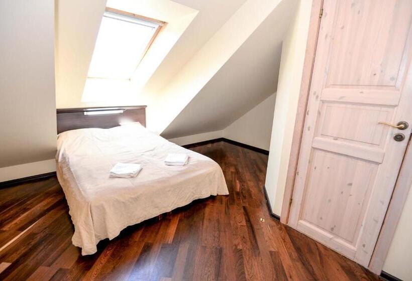 پانسیون Nidos Gaiva, Svečių Namai