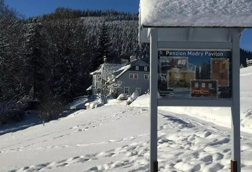 Majatalo Penzion Modrý Pavilon