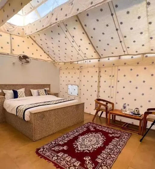 リゾートホテル Madrid Desert Camp Jaisalmer