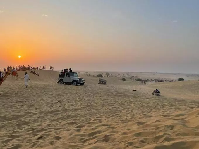 リゾートホテル Madrid Desert Camp Jaisalmer