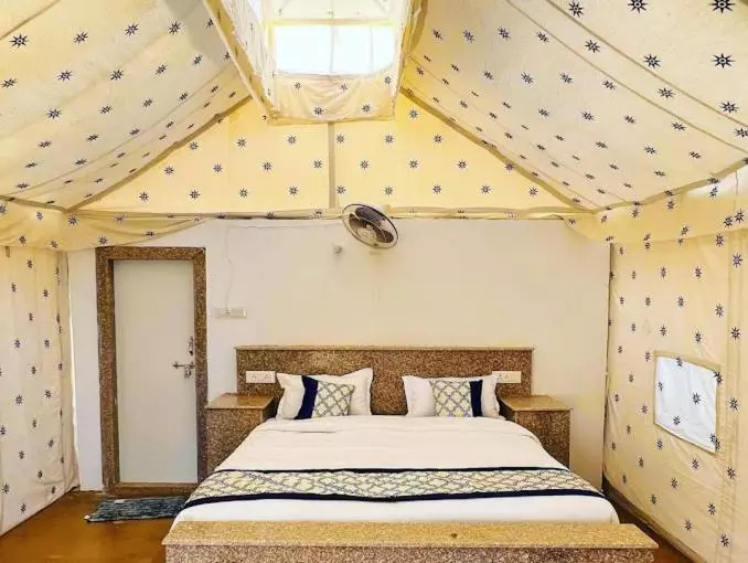 リゾートホテル Madrid Desert Camp Jaisalmer