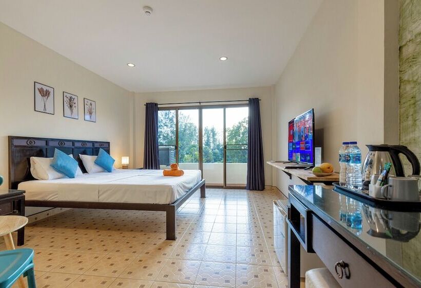 בית מלון כפרי Club 22 Kamala Suites