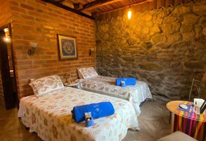 Szálloda Tosa Blue Mountain Retreat And Spa