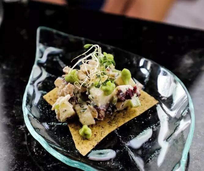 Hotelli Tosa Blue Mountain Retreat And Spa