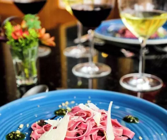 Hotelli Tosa Blue Mountain Retreat And Spa