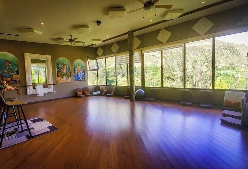 Szálloda Tosa Blue Mountain Retreat And Spa