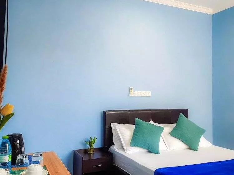 پانسیون Hide Inn Blue