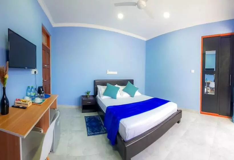 پانسیون Hide Inn Blue