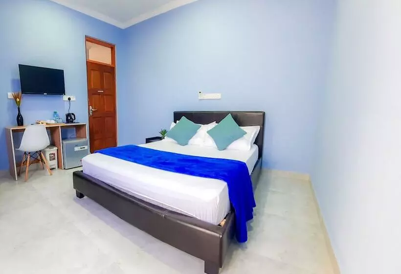 پانسیون Hide Inn Blue