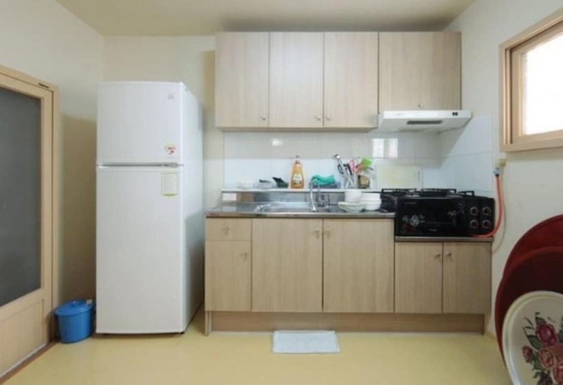 Asan Haseoone Pension