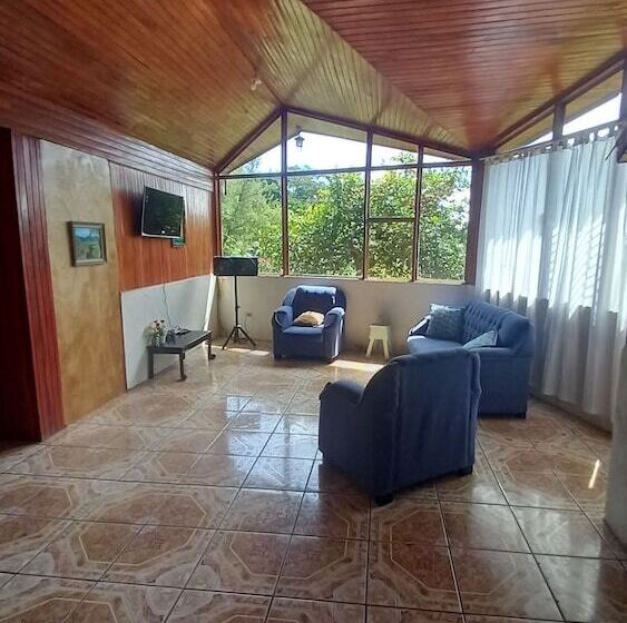 צימר Finca Panthera