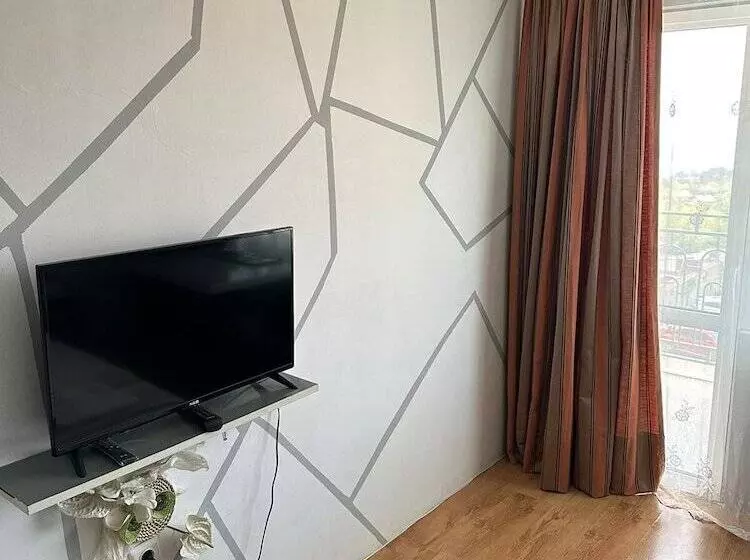 Hayat Hotel Ltd