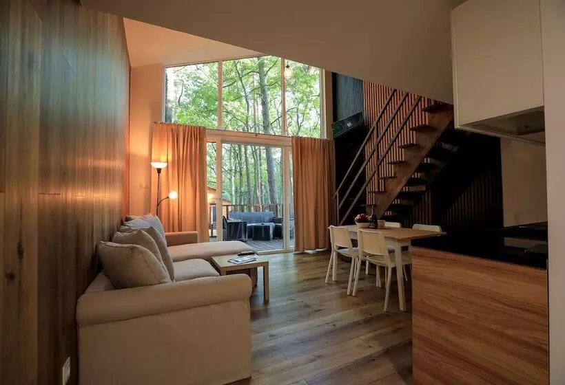 ホテル Bizon Village