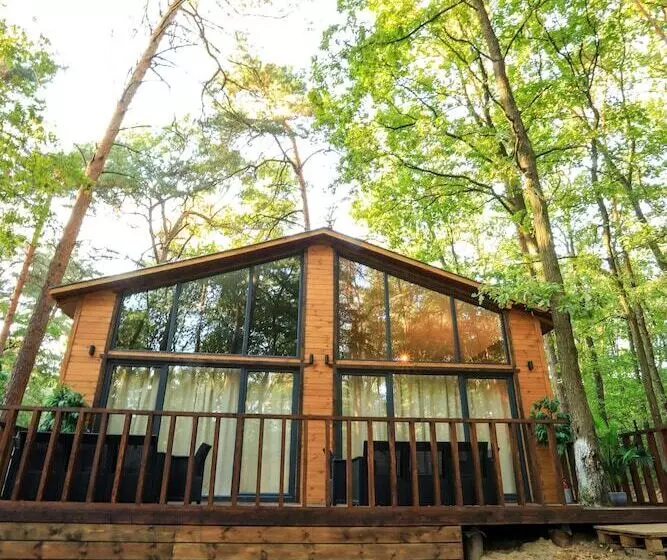 ホテル Bizon Village